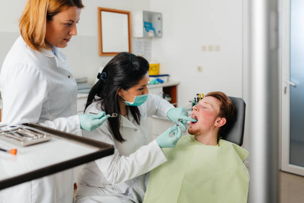 Best Emergency Dental Care for Broken or Chipped Teeth in Lake Winnebago, MO